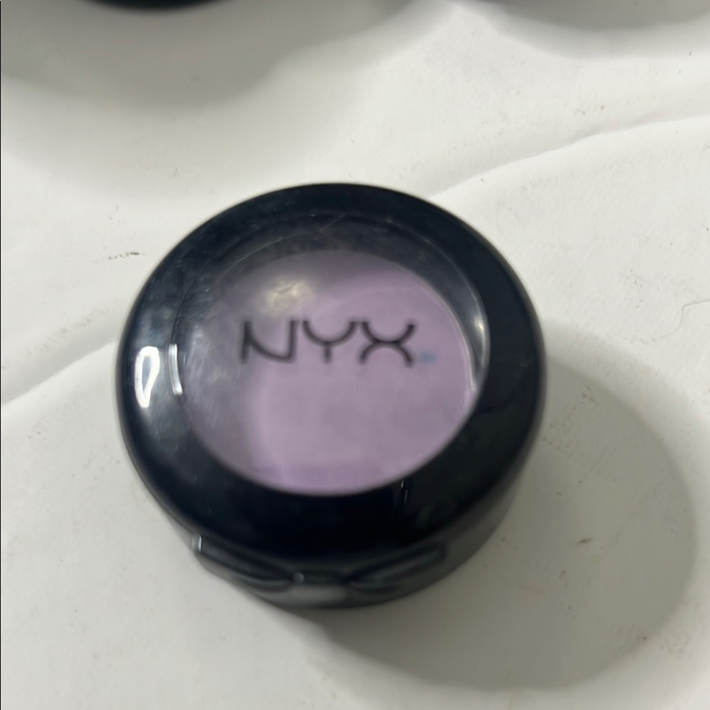 NYX HOT SINGLE EYESHADOW HS07 LOLITA 0.053oz